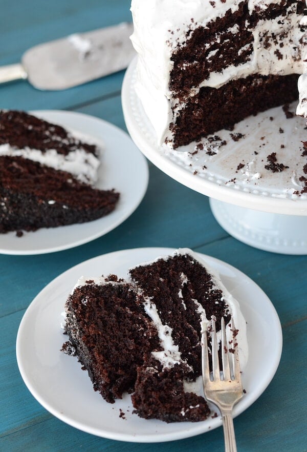 Dark Chocolate Vanilla Bean Marshmallow Dream Cake The Novice Chef