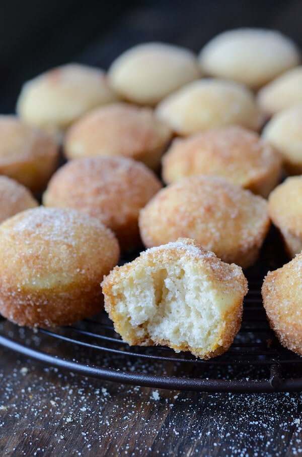 Baked Mini Doughnut Muffins (via thenovicechefblog.com)