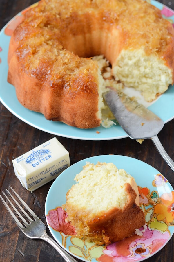 This Unique & Tropical Bundt Cake Is Perfect For The Summer