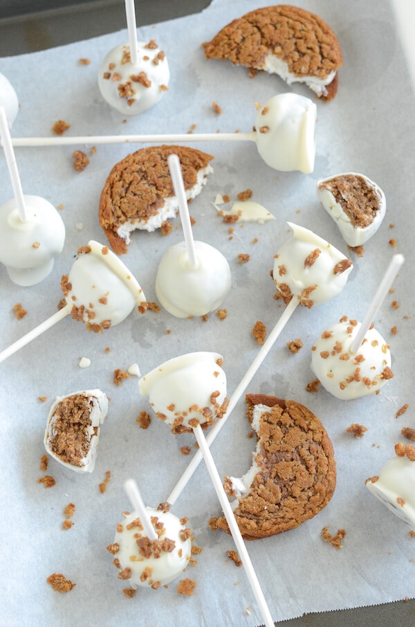 Oatmeal Cream Pie Cake Pops! Only uses 2 ingredients!
