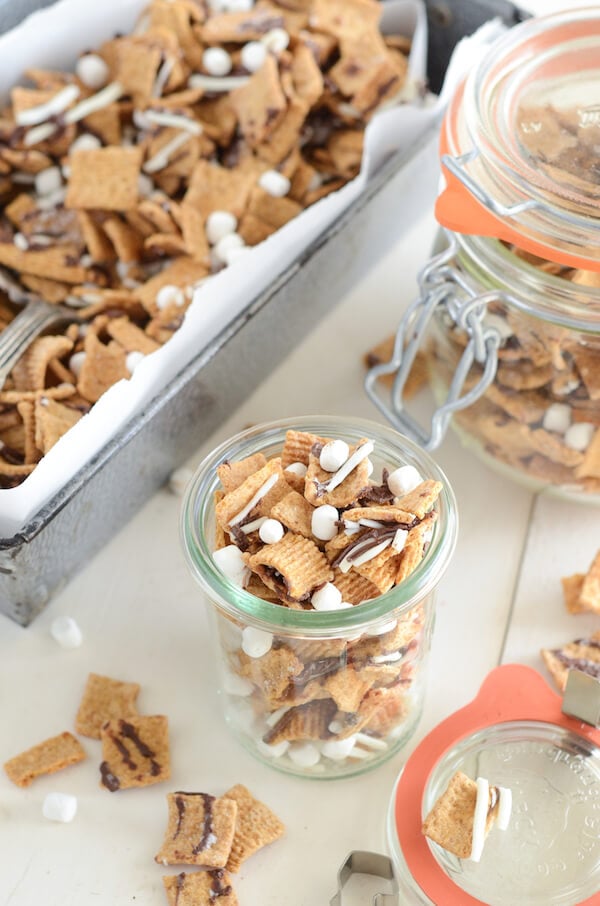Smore's Snack Mix - it's seriously addicting!