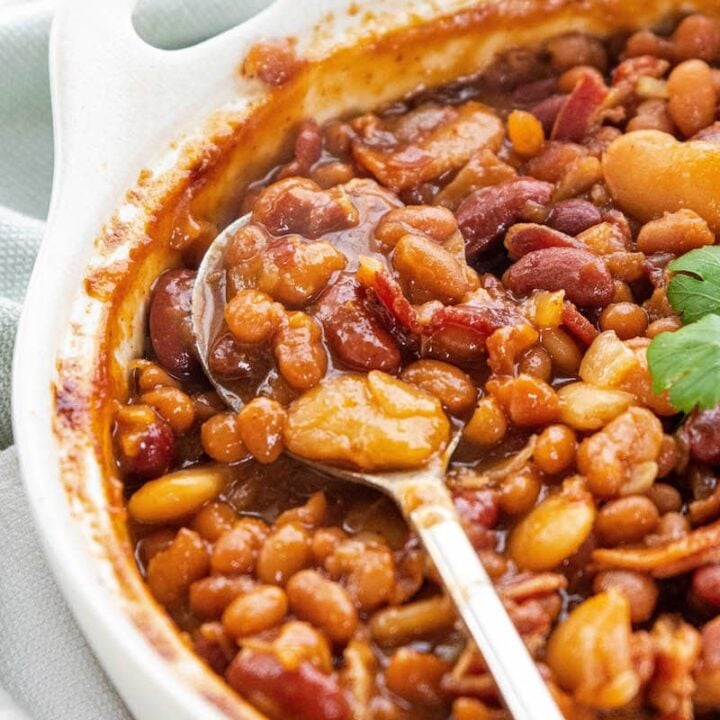 Easy Homemade Baked Beans Recipe | The Novice Chef