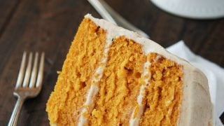 Pumpkin Cake with Cinnamon Cream Cheese Frosting
