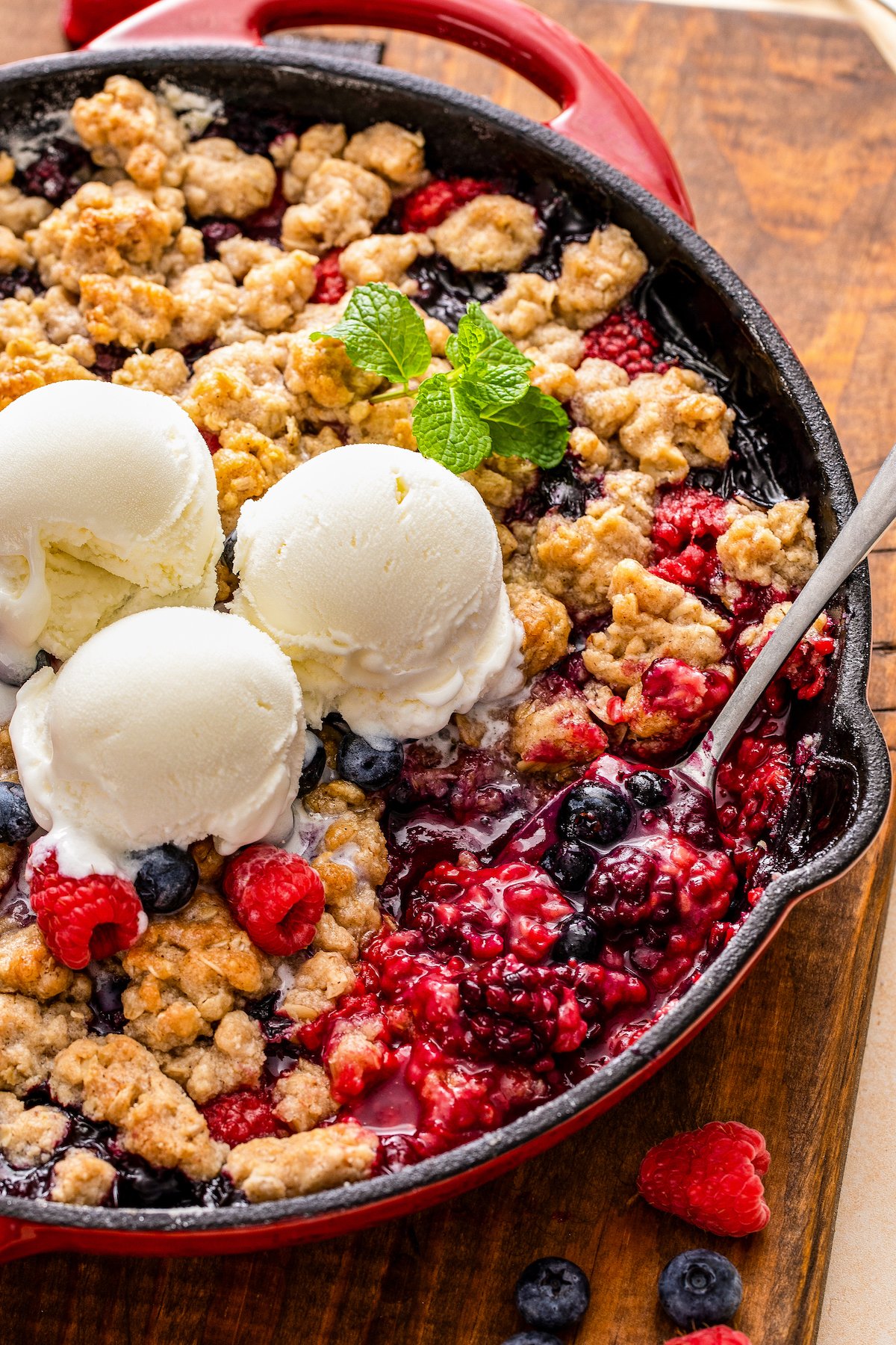 Easy Cast Iron Berry Cobbler - Homemade Home