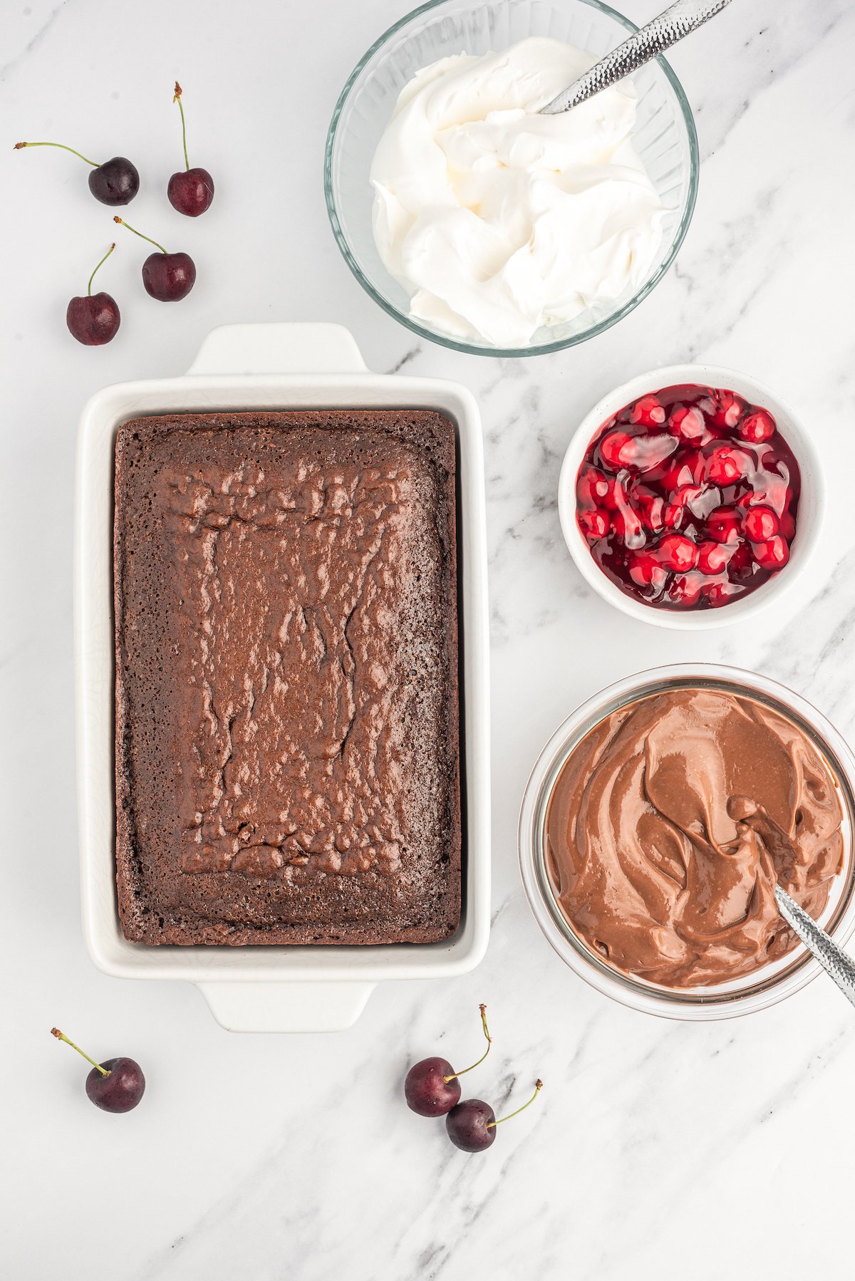 Most Amazing Chocolate Pudding Cake - Pretty. Simple. Sweet.