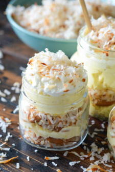 Toasted Coconut Cream Pudding: if you love banana pudding, you must try this coconut remix with layers of coconut pudding, vanilla wafers and toasted coconut!