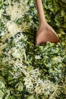 The Best Creamed Spinach: my favorite steakhouse style, extra creamy, creamed spinach takes only 15 minutes to make and is a tried and true family favorite!