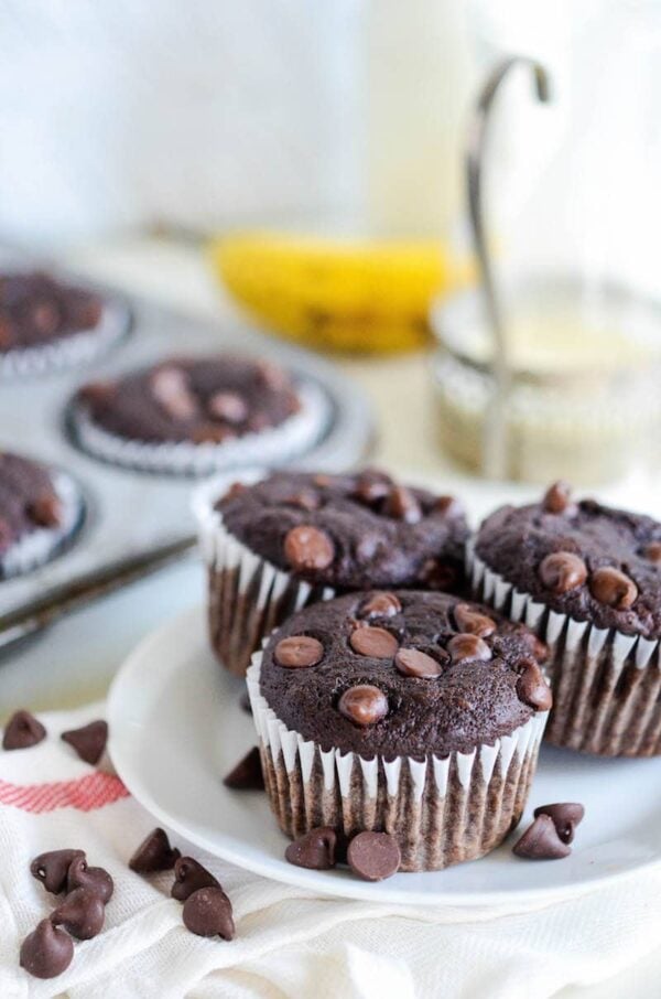 Banana Mocha Chip Muffins: these one-bowl double chocolate banana muffins are loaded with three whole bananas, a ton of chocolate chips and espresso flavor.