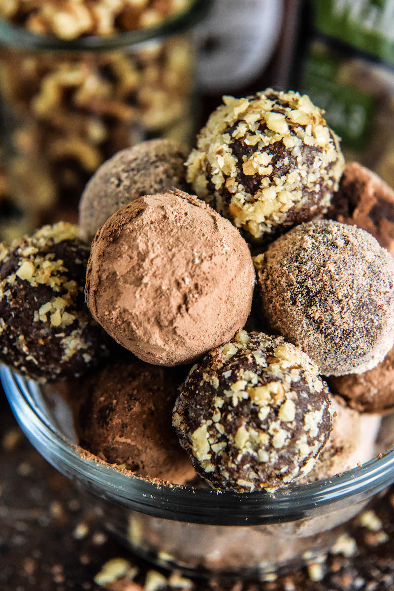 Healthy Chocolate Walnut Truffles | The Novice Chef