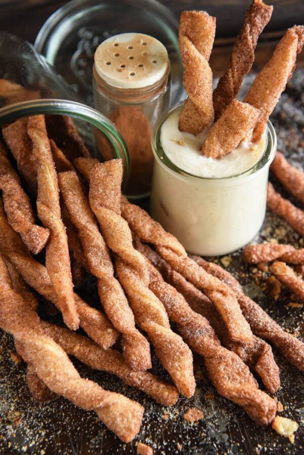 Churro Twists with a Cinnamon Cream Cheese Dip! Just 15 minutes to make! #Churro #CrescentDough #Cinnamon