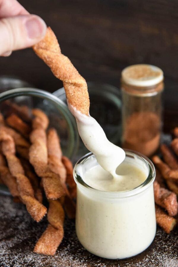 Churro Twists with a Cinnamon Cream Cheese Dip! Just 15 minutes to make! #Churro #CrescentDough #Cinnamon