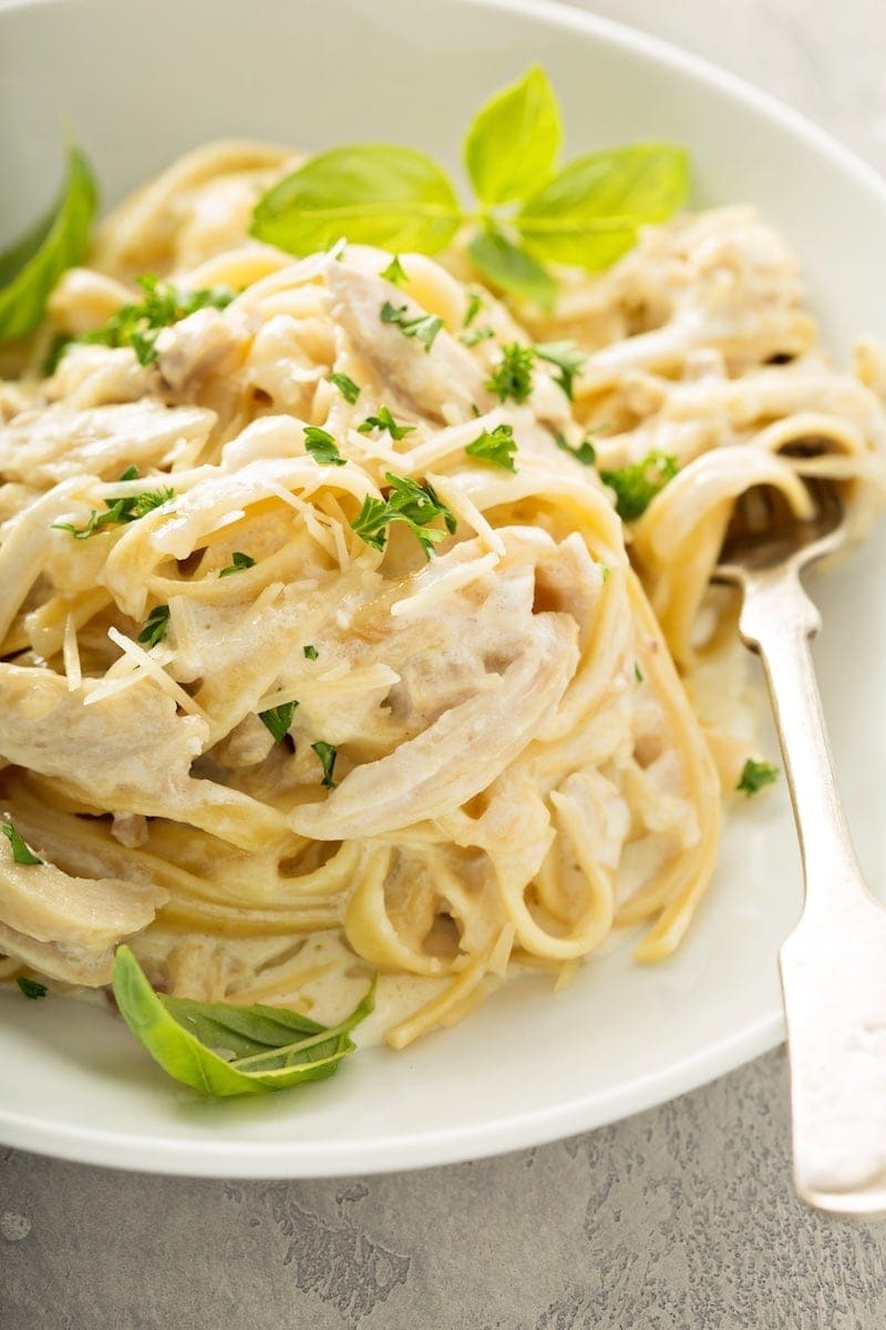 Instant pot frozen chicken best sale alfredo with jar sauce