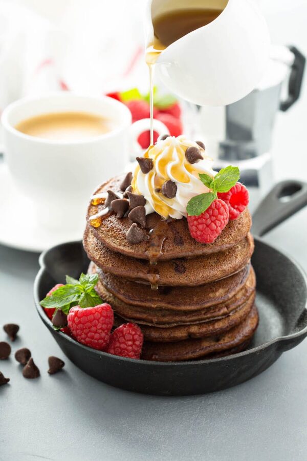 Low Carb Chocolate Chip Pancakes: these gluten free pancakes made with almond flour, cocoa powder & sugar free chocolate are only 5 net carbs & family approved! #LowCarb #Breakfast #Keto #Chocolate #Pancakes