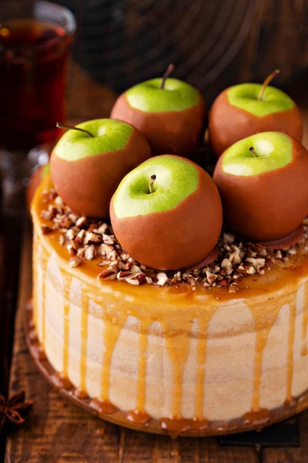 caramel apple dream cake