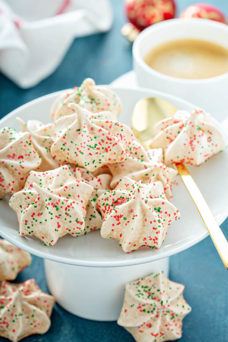 Gingerbread Meringues Recipe