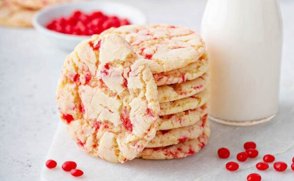 Red hot cookies with milk 