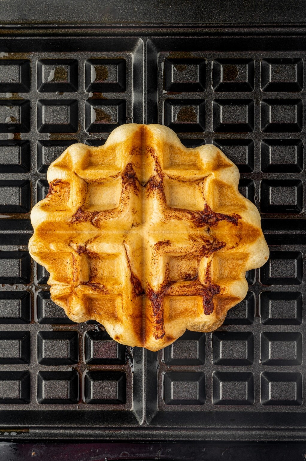 How to Make the Best Cinnamon Roll Waffles | The Novice Chef