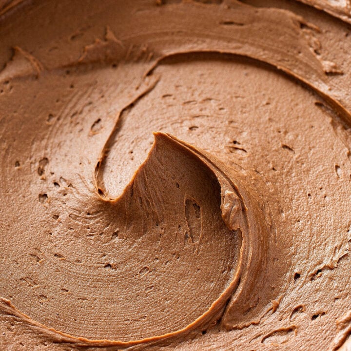 Chocolate Buttercream Frosting-image