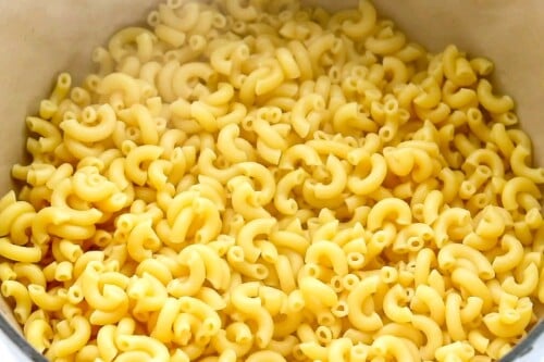 Easy Homemade Mac and Cheese Recipe in Under 20 Minutes!