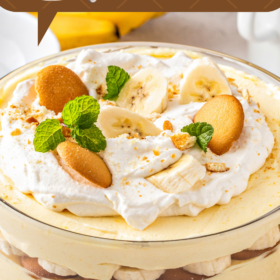 A Pinterest graphic with a photo of easy banana pudding