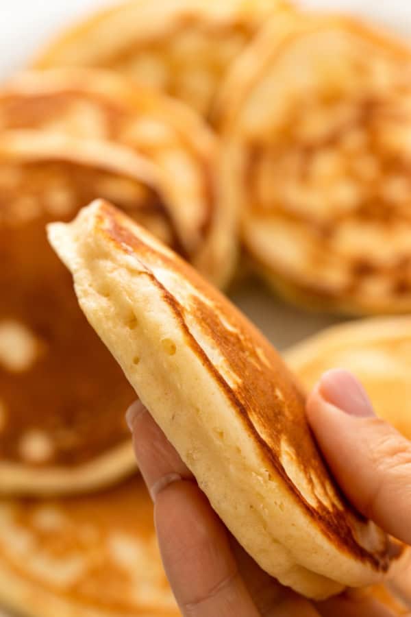 Best Fluffy Pancake Recipe In 20 Minutes The Novice Chef