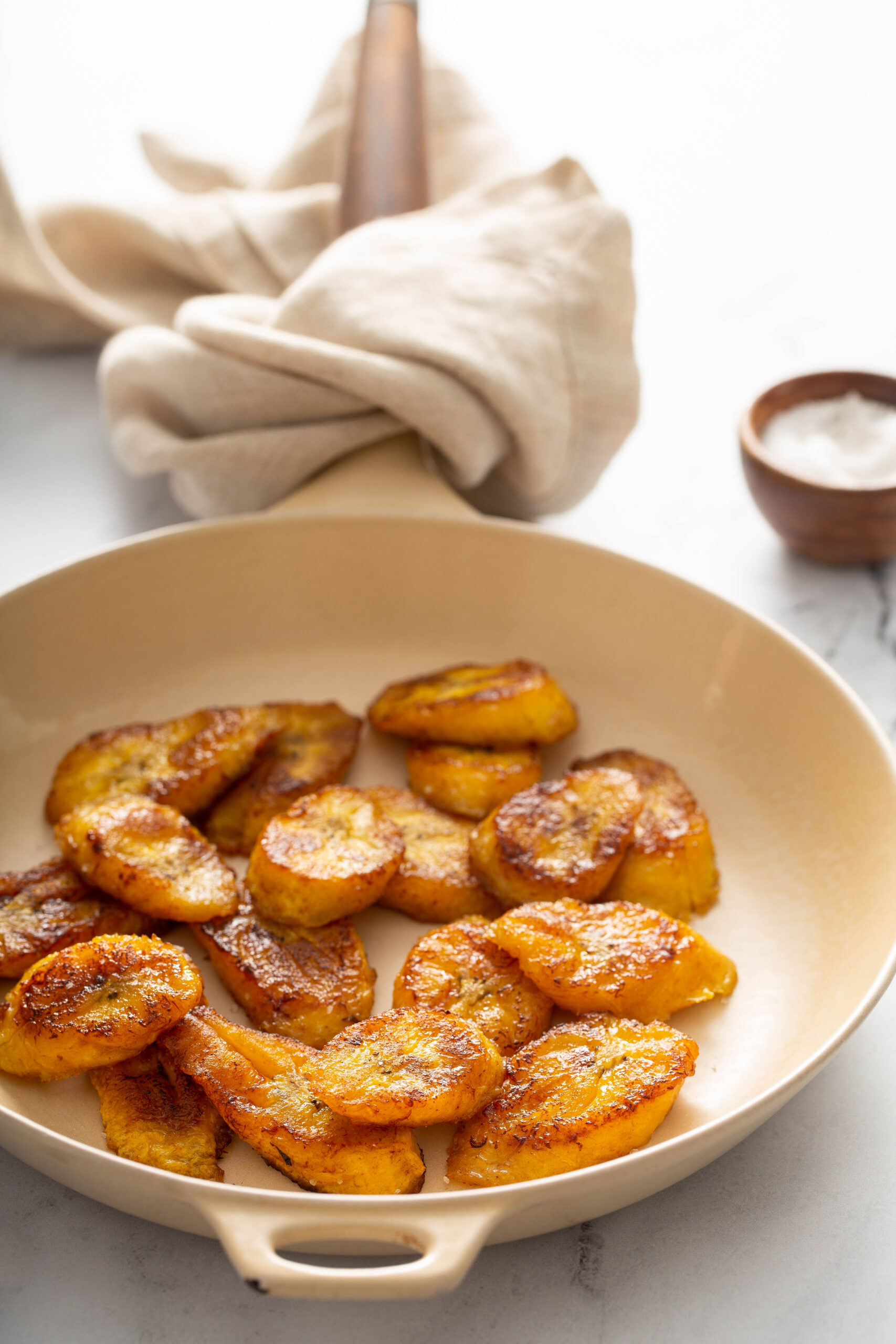 Puerto Rican Fried Plantains Quick Easy Sweet Plantains Recipe