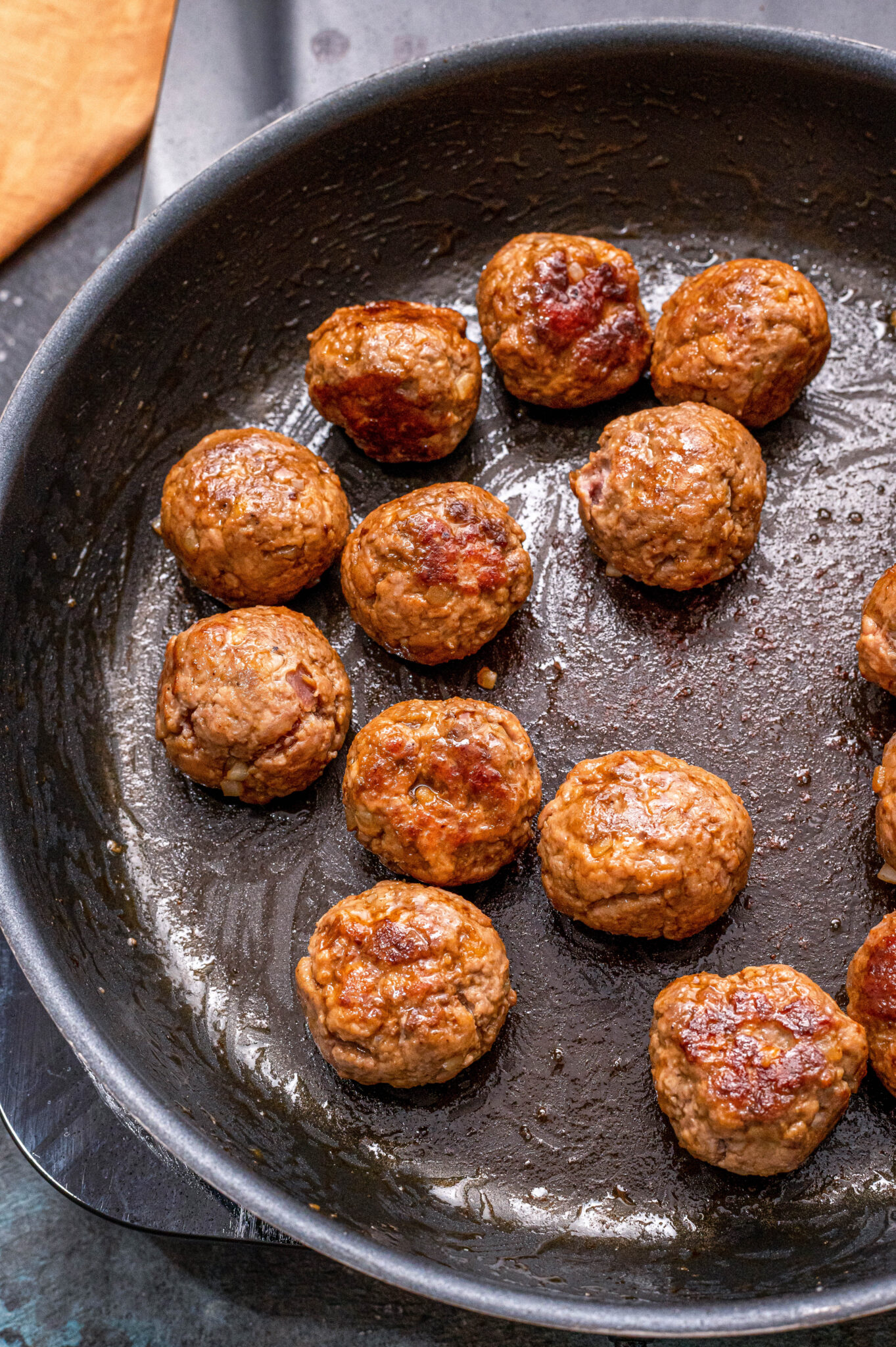 Easy Swedish Meatballs with Creamy Sauce | The Novice Chef
