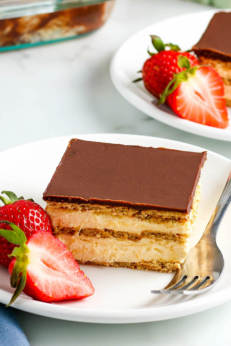 No Bake Chocolate Eclair Cake | The Novice Chef