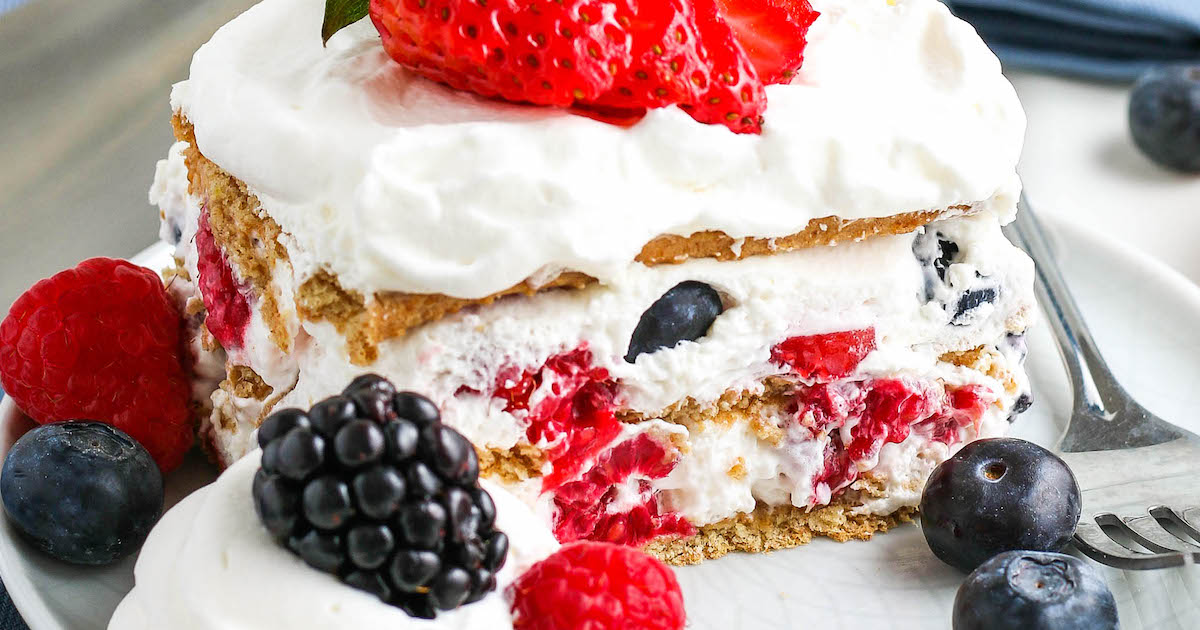 Summer Berry Icebox Cake Recipe - Easy No Bake Dessert!