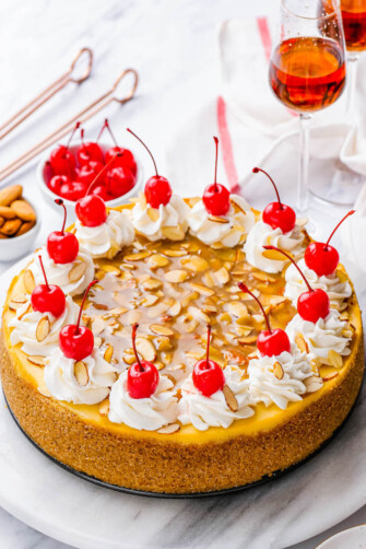 Almond Amaretto Cheesecake Recipe | The Novice Chef