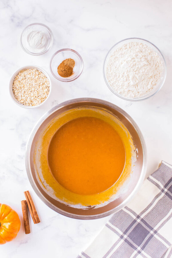 Pumpkin puree mix in a bowl.