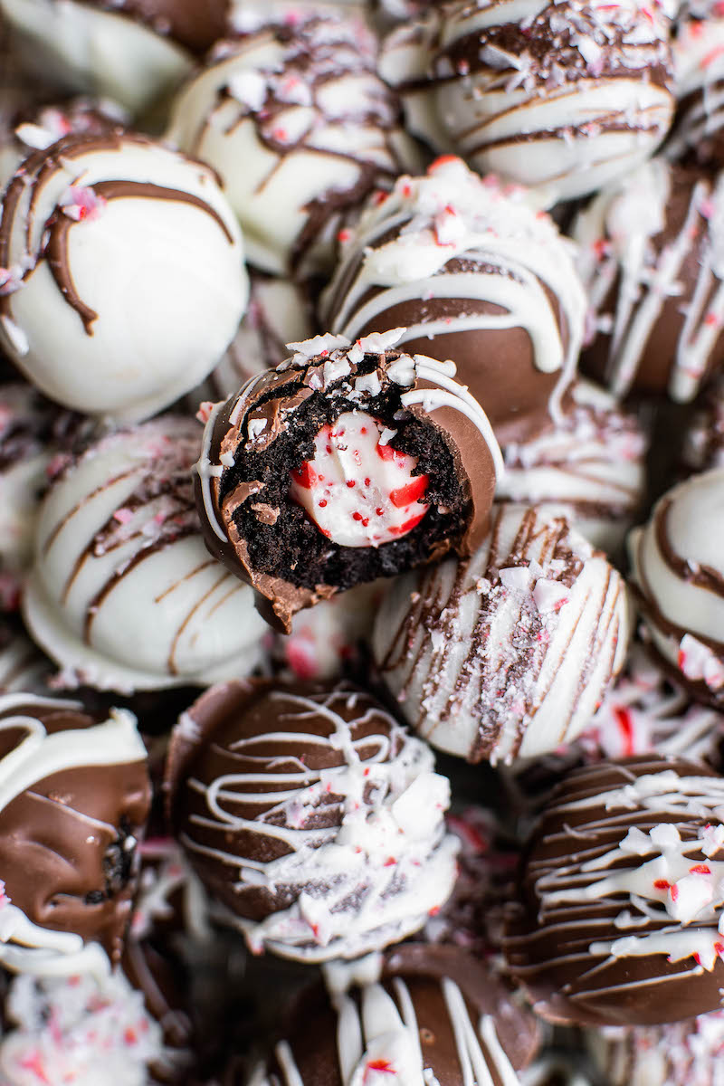 Pile of peppermint oreo balls.