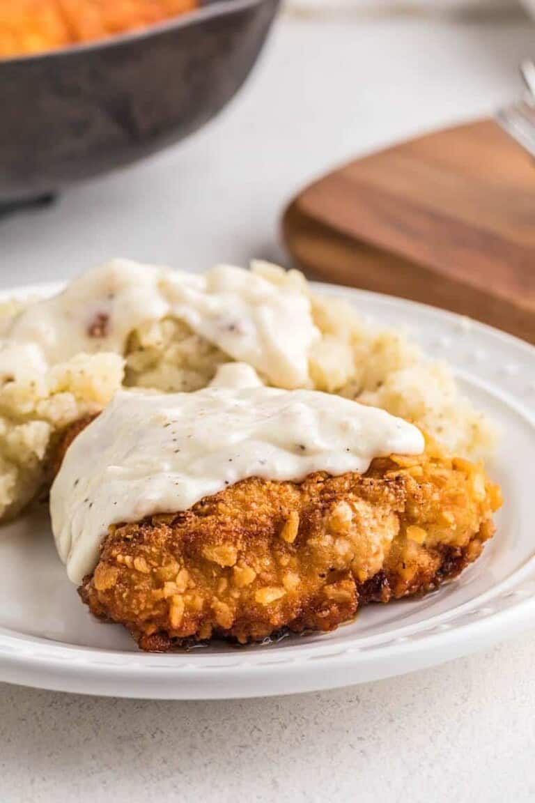 Best Chicken Fried Chicken Easy Chicken Dinner with Homemade Gravy!