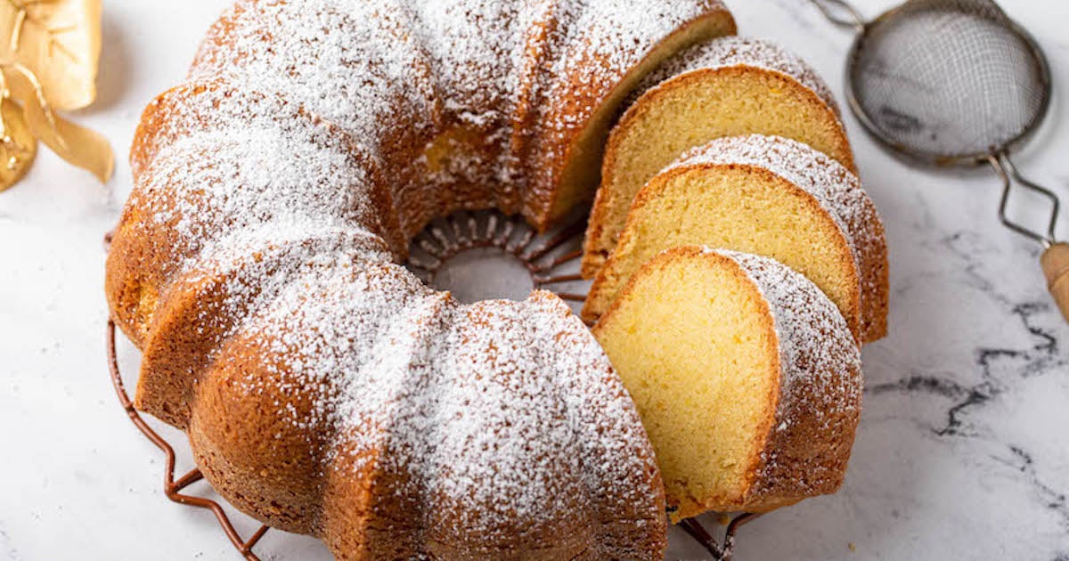 Orange Rum Bundt Cake Easy Rum Cake Recipe + Video! Orange Rum Bundt Cake Easy Rum Cake Recipe + Video!