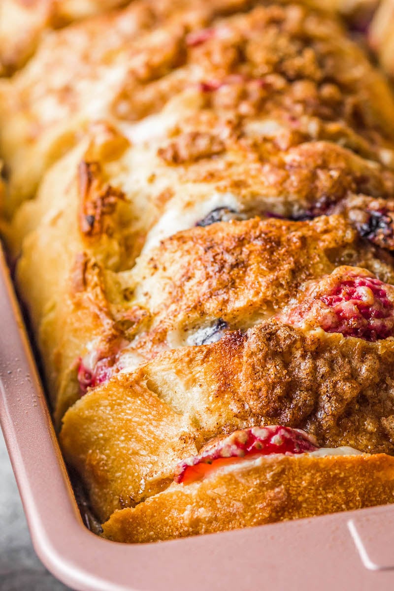 Slices of baked french bread with cinnamon.