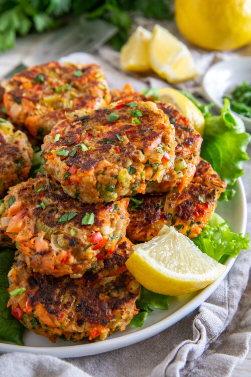 Easy Fried Salmon Patties Recipe The Novice Chef