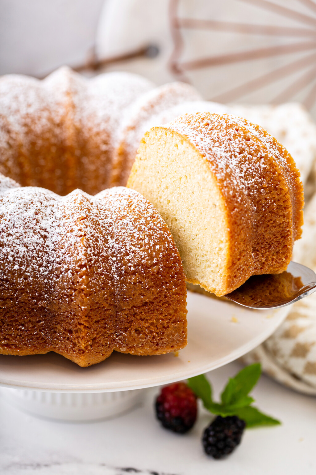 Vanilla Bean Pound Cake Recipe - The Novice Chef