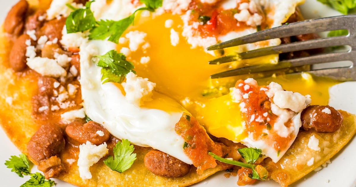 Easy Huevos Rancheros Recipe | The Novice Chef