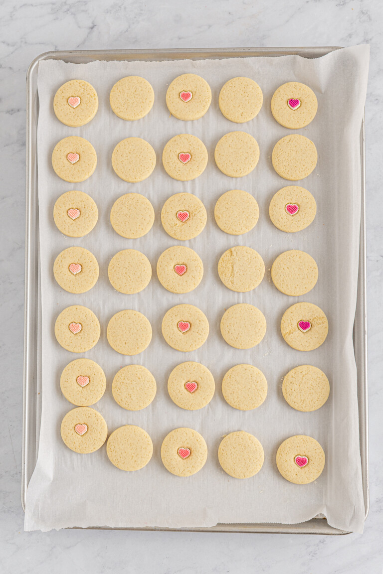 Valentine Sandwich Cookies | The Novice Chef