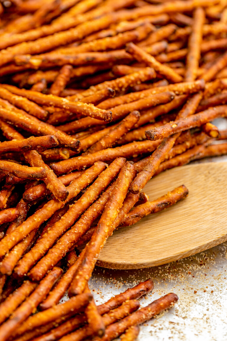 Homemade Honey Mustard Pretzels The Novice Chef