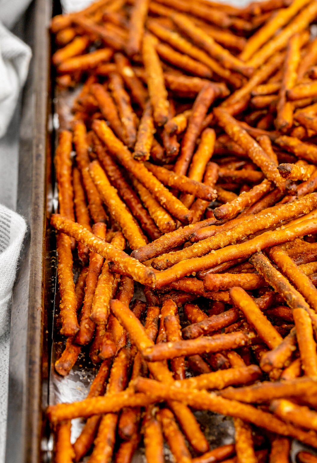 Homemade Honey Mustard Pretzels | The Novice Chef