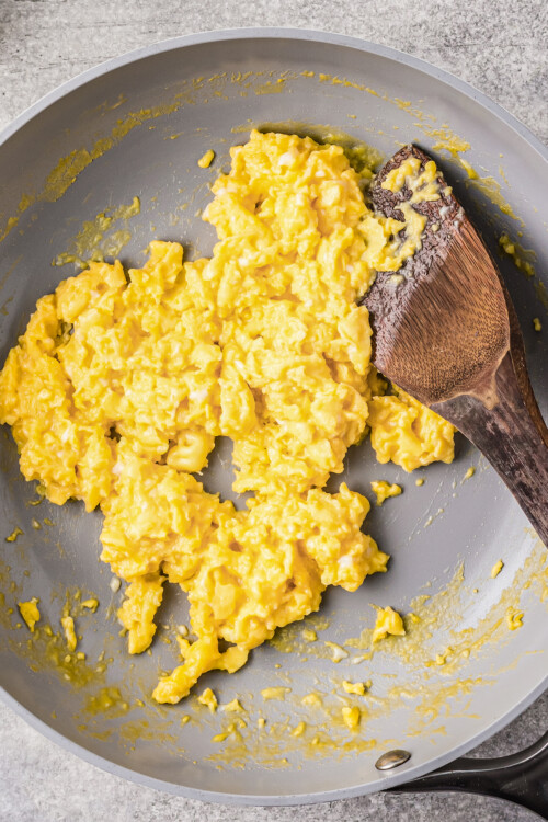 Stove Top Scrambled Eggs The Novice Chef