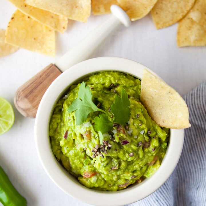 The BEST Authentic Guacamole Recipe The Novice Chef