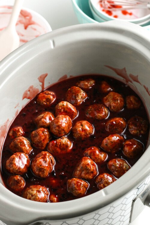 Easy Grape Jelly Meatballs | The Novice Chef
