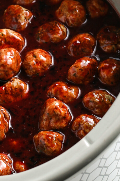 Easy Grape Jelly Meatballs | The Novice Chef