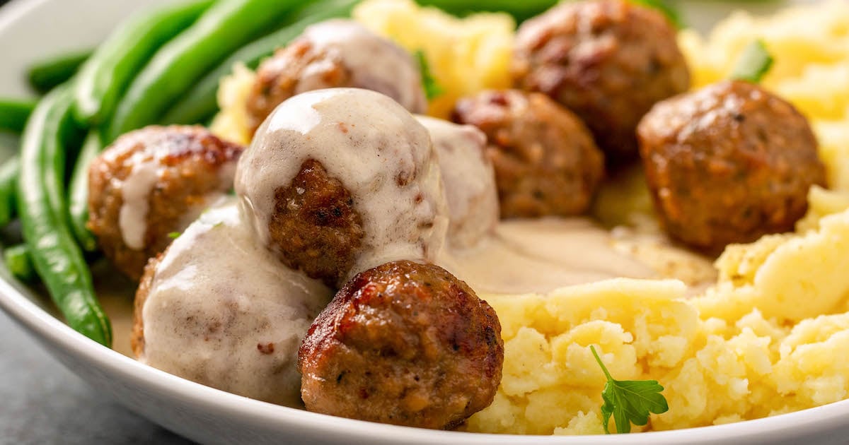 https://thenovicechefblog.com/wp-content/uploads/2022/06/Swedish-Meatballs-Image.jpg