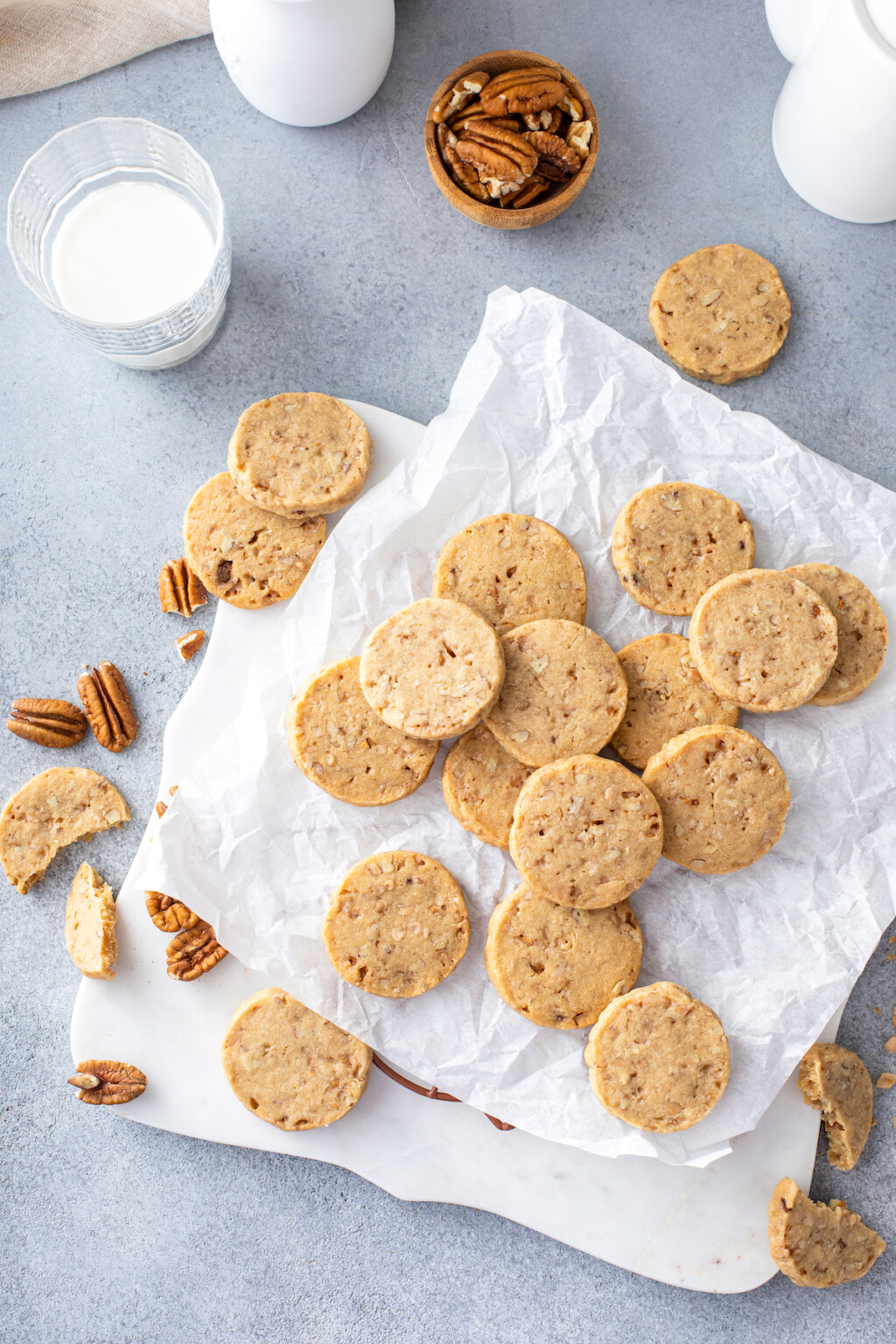 Toffee Pecan Sandies The Novice Chef