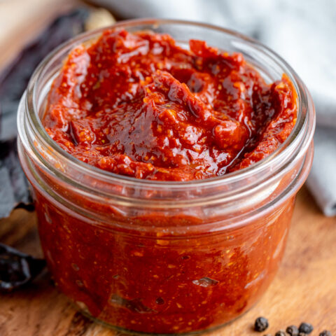 Guajillo Sauce Recipe | The Novice Chef