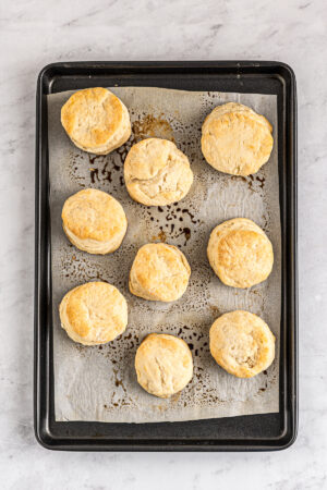 Easy 7-Up Biscuits Recipe | The Novice Chef