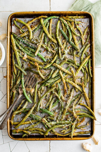 Roasted Green Beans with Parmesan | The Novice Chef